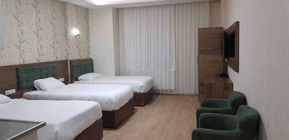Alp Otel