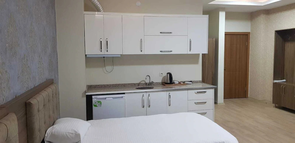 Alp Otel