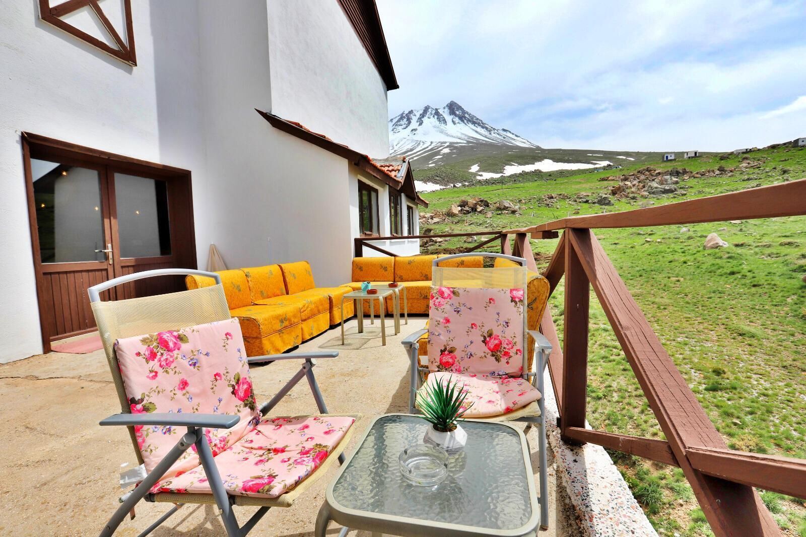Karbeyaz Hotel & Resort