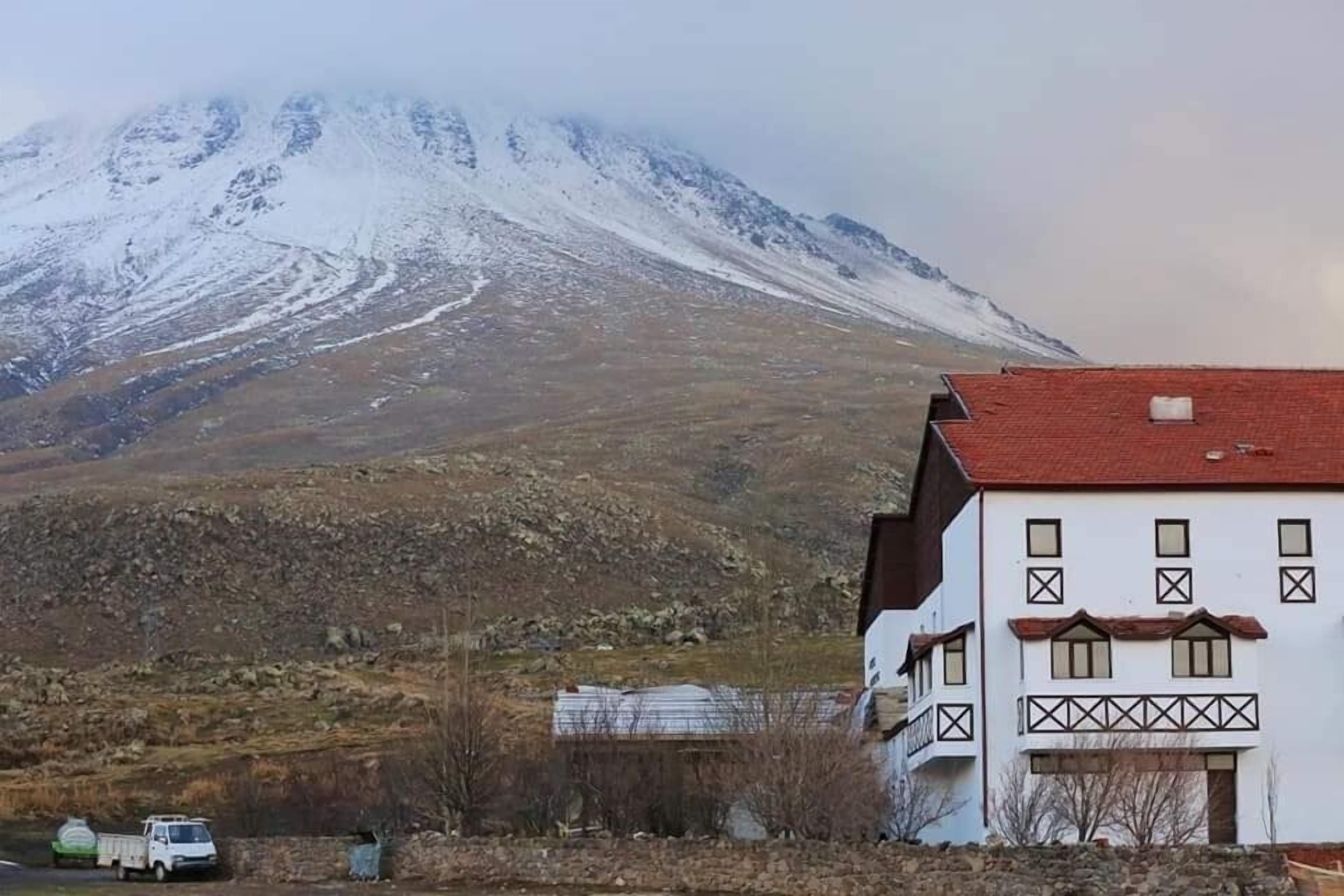 Karbeyaz Hotel & Resort