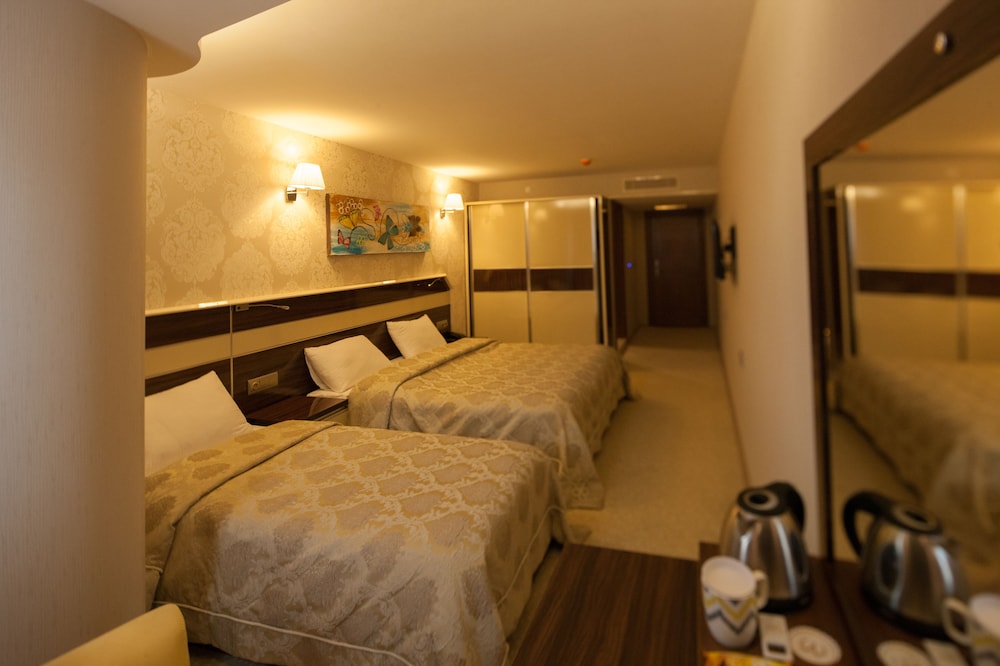 Armin Hotel