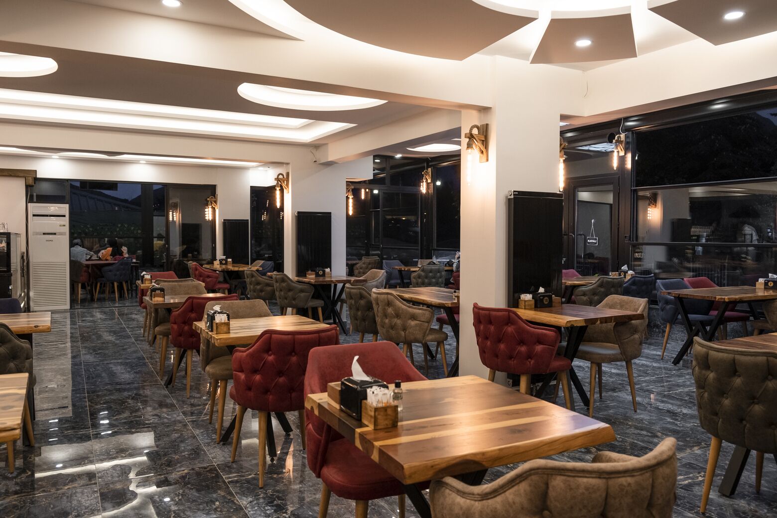 Çinar Han Otel & Cafe