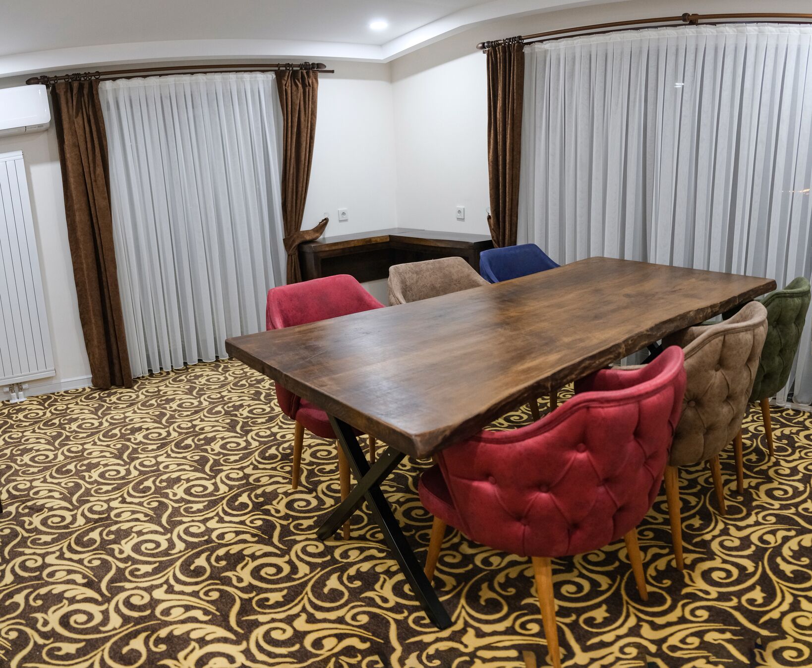 Çinar Han Otel & Cafe