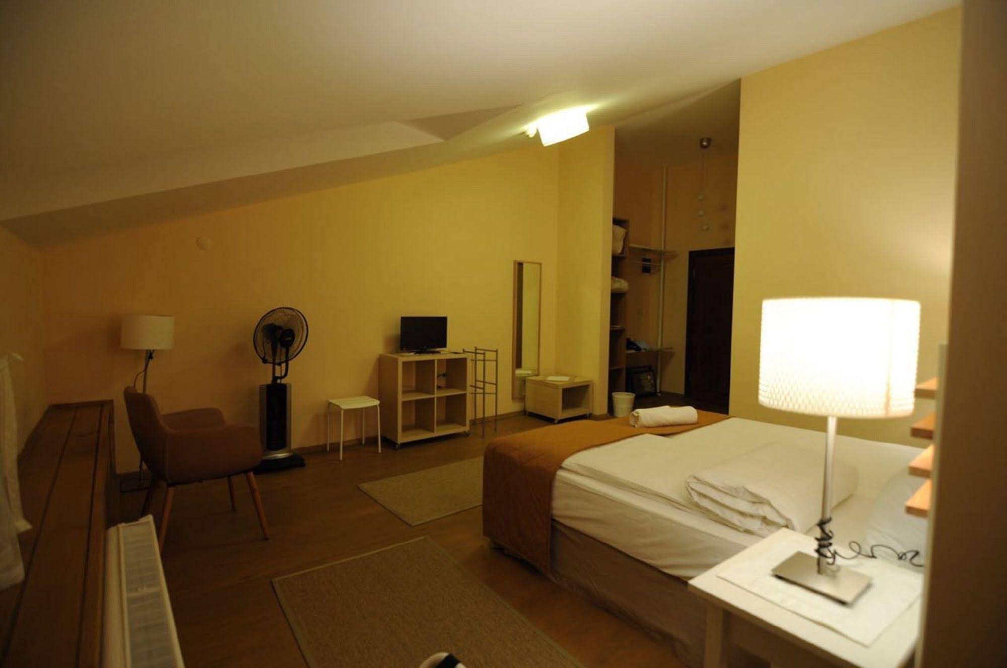 Camlihemsin Tasmektep Hotel