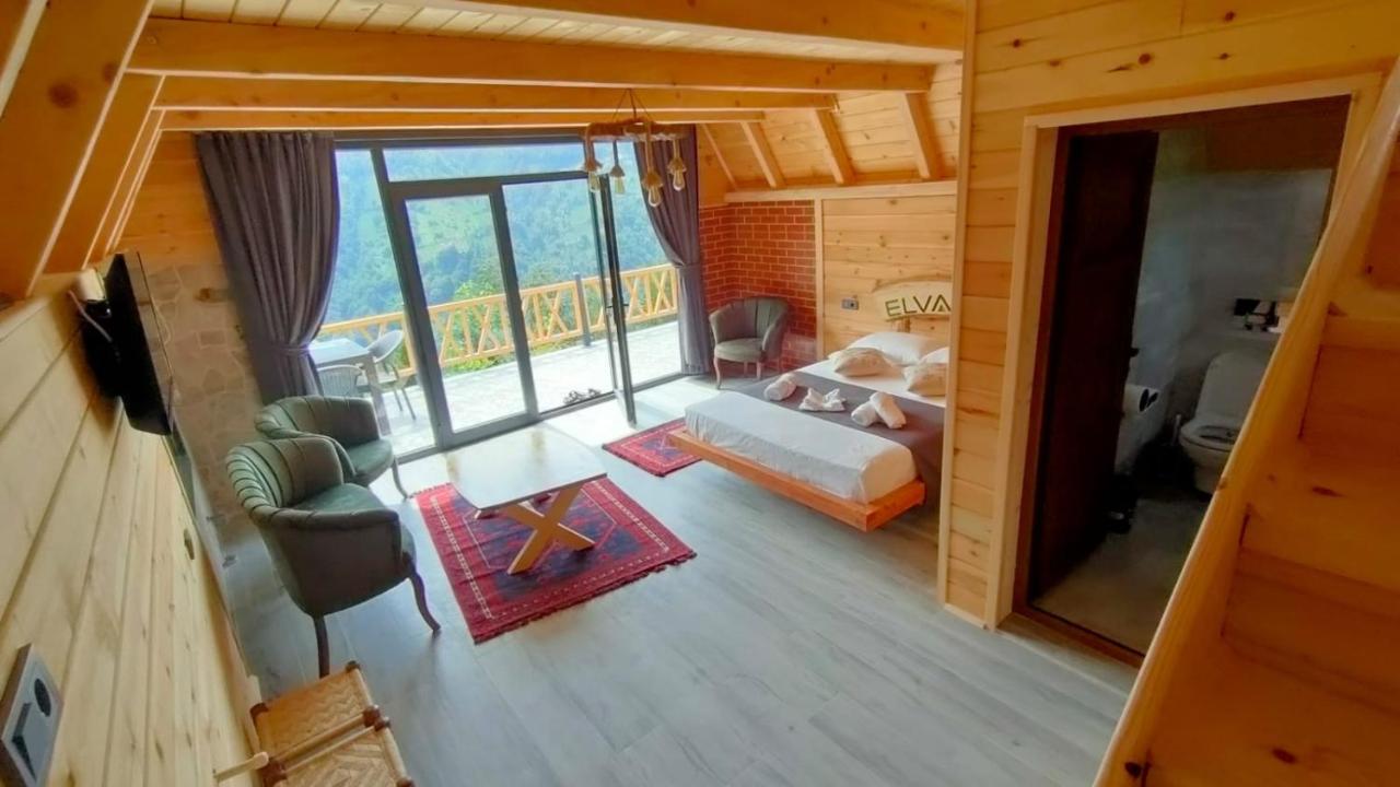 Elva Bungalov