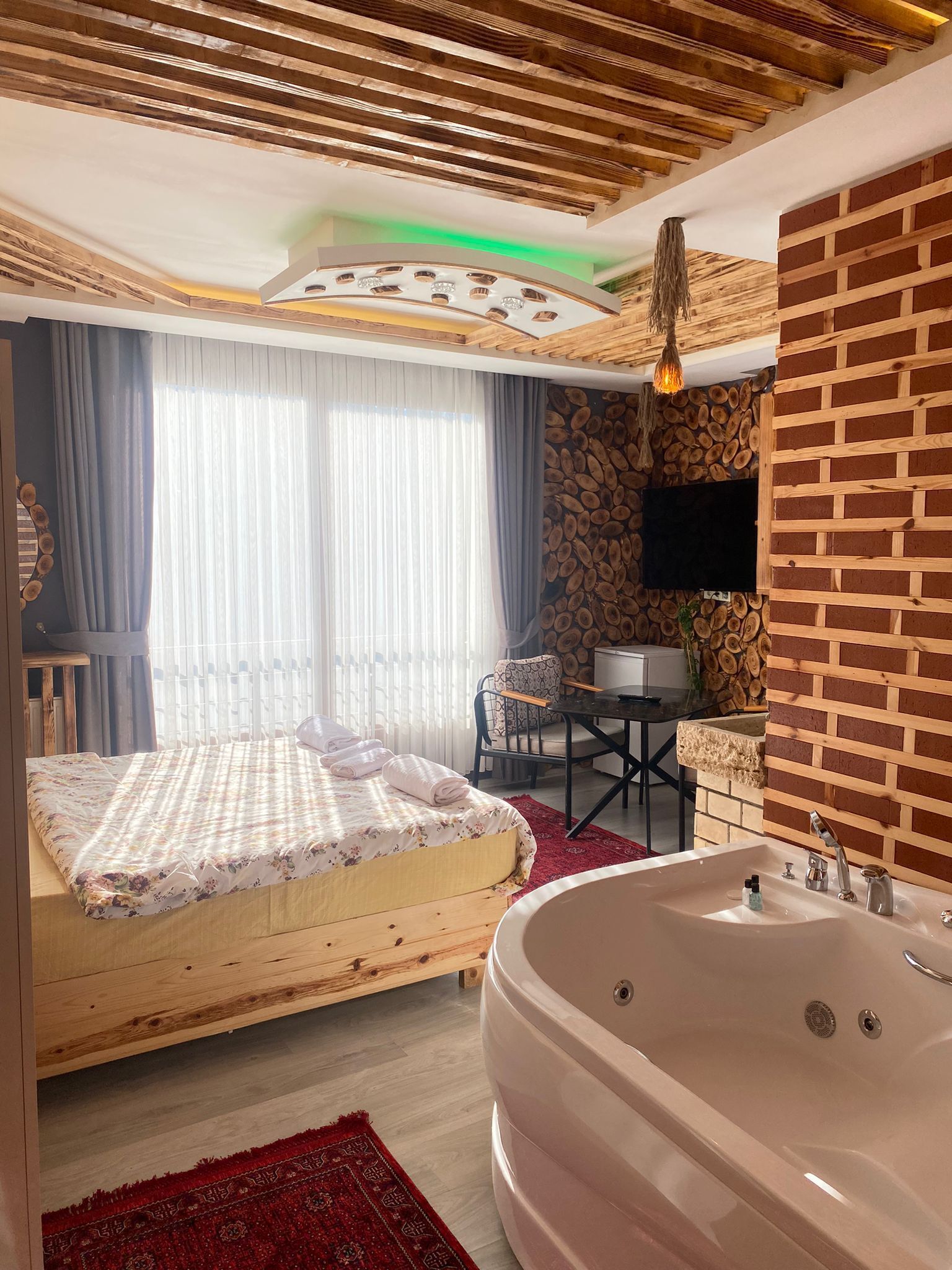 Peruma Otel Bungalov