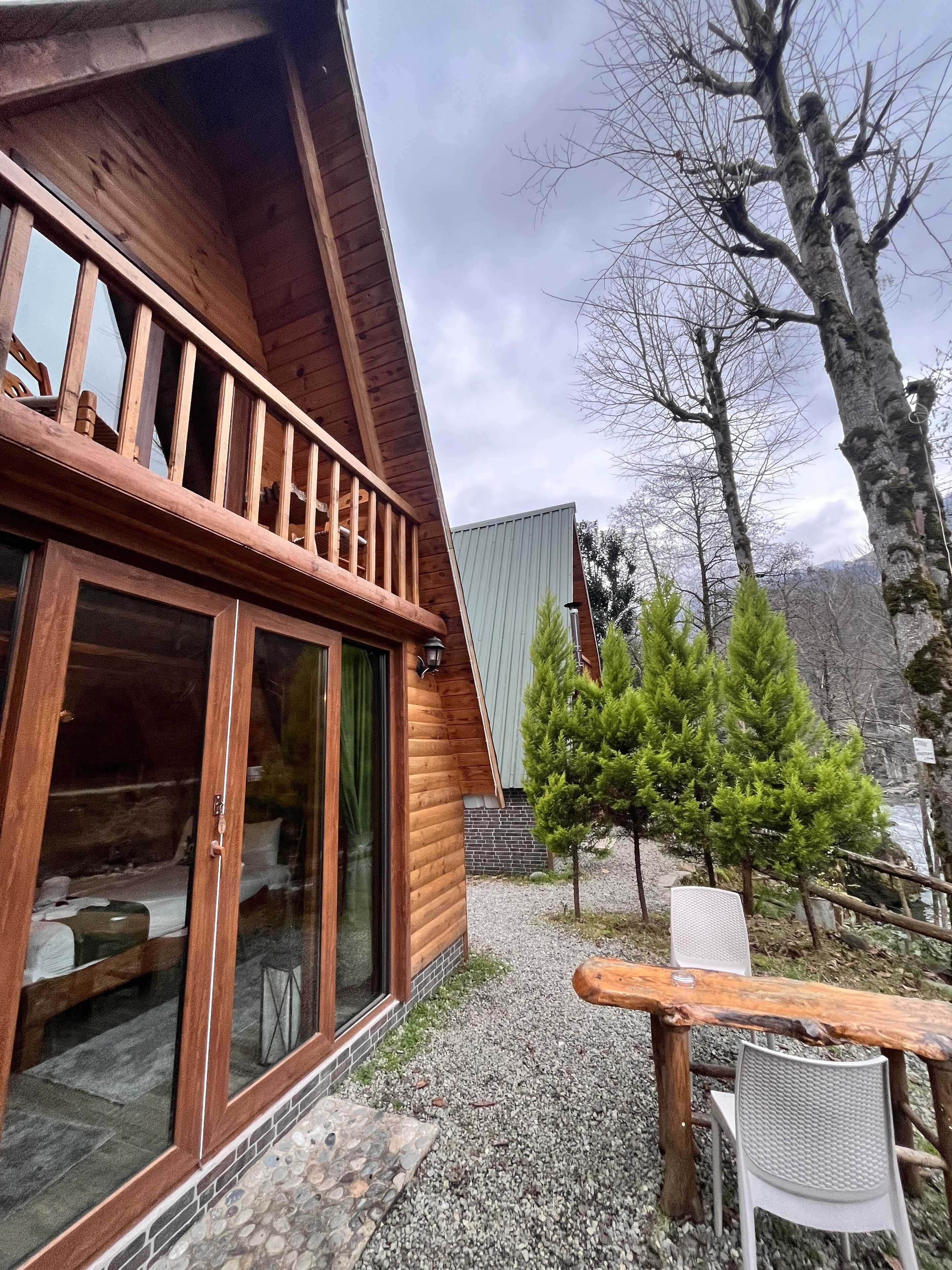 Yasam Bungalov