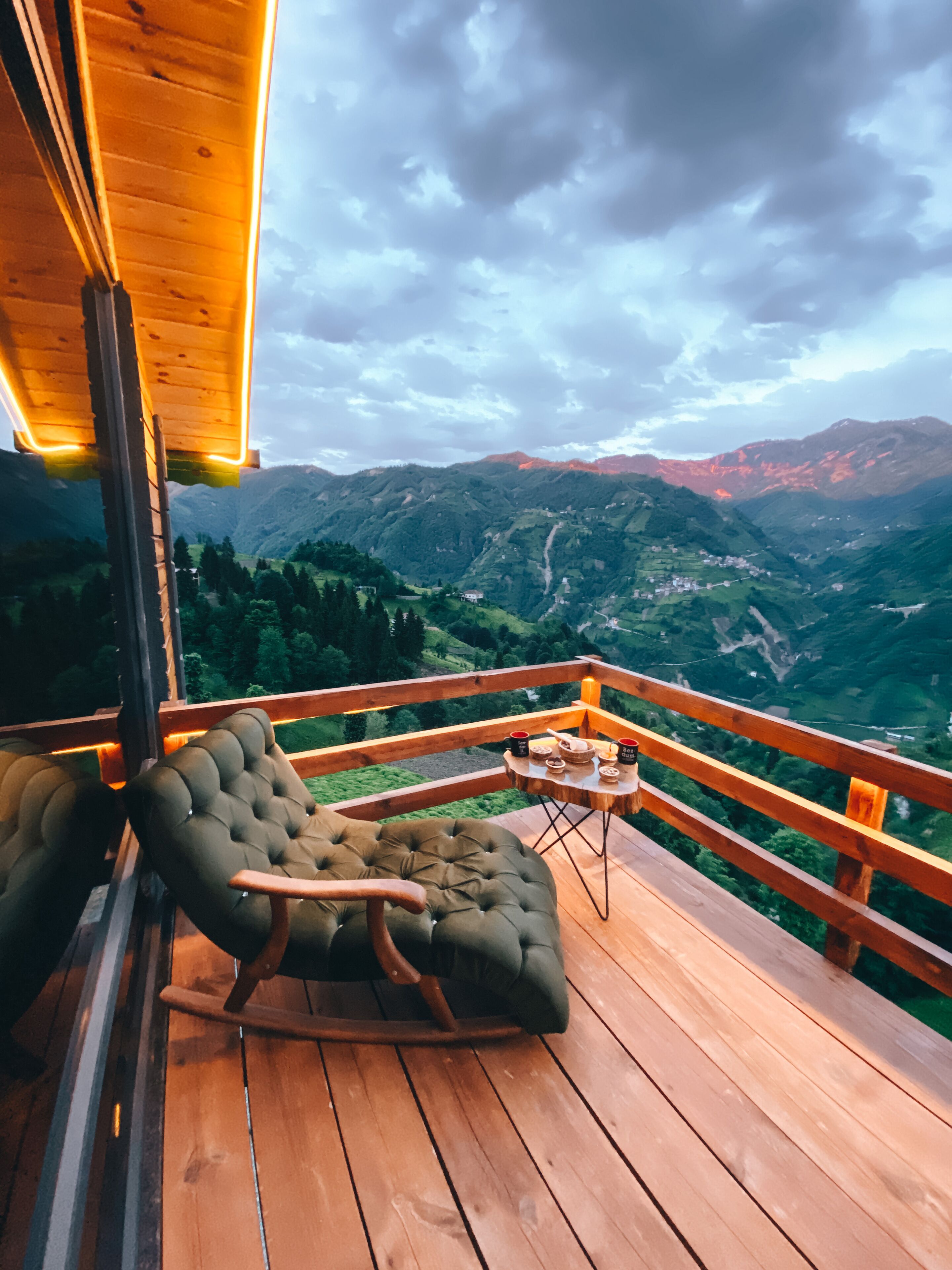 Zirvedekal Suit Hotel
