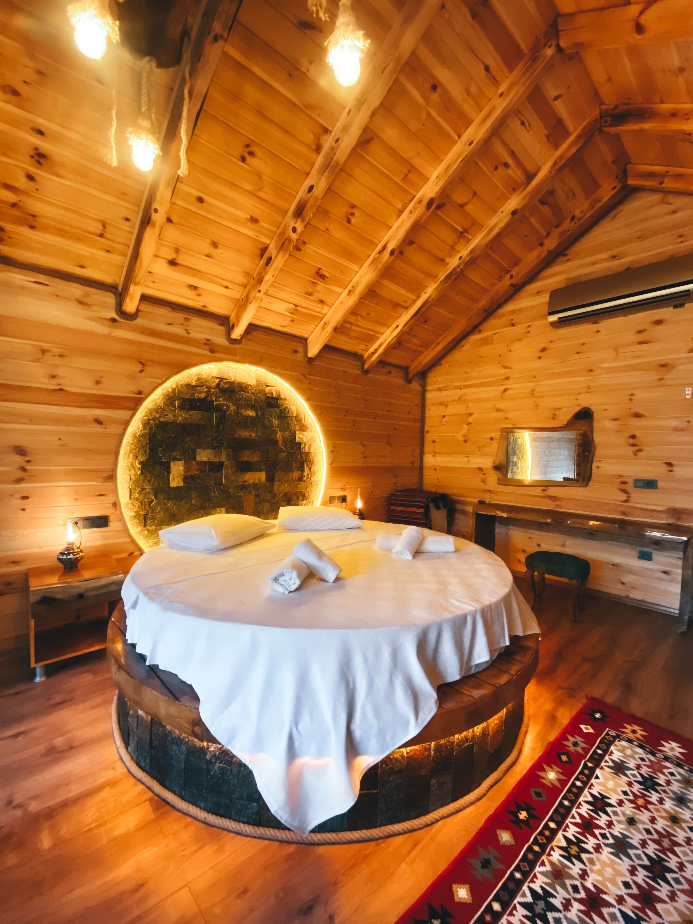 Zirvedekal Suit Hotel