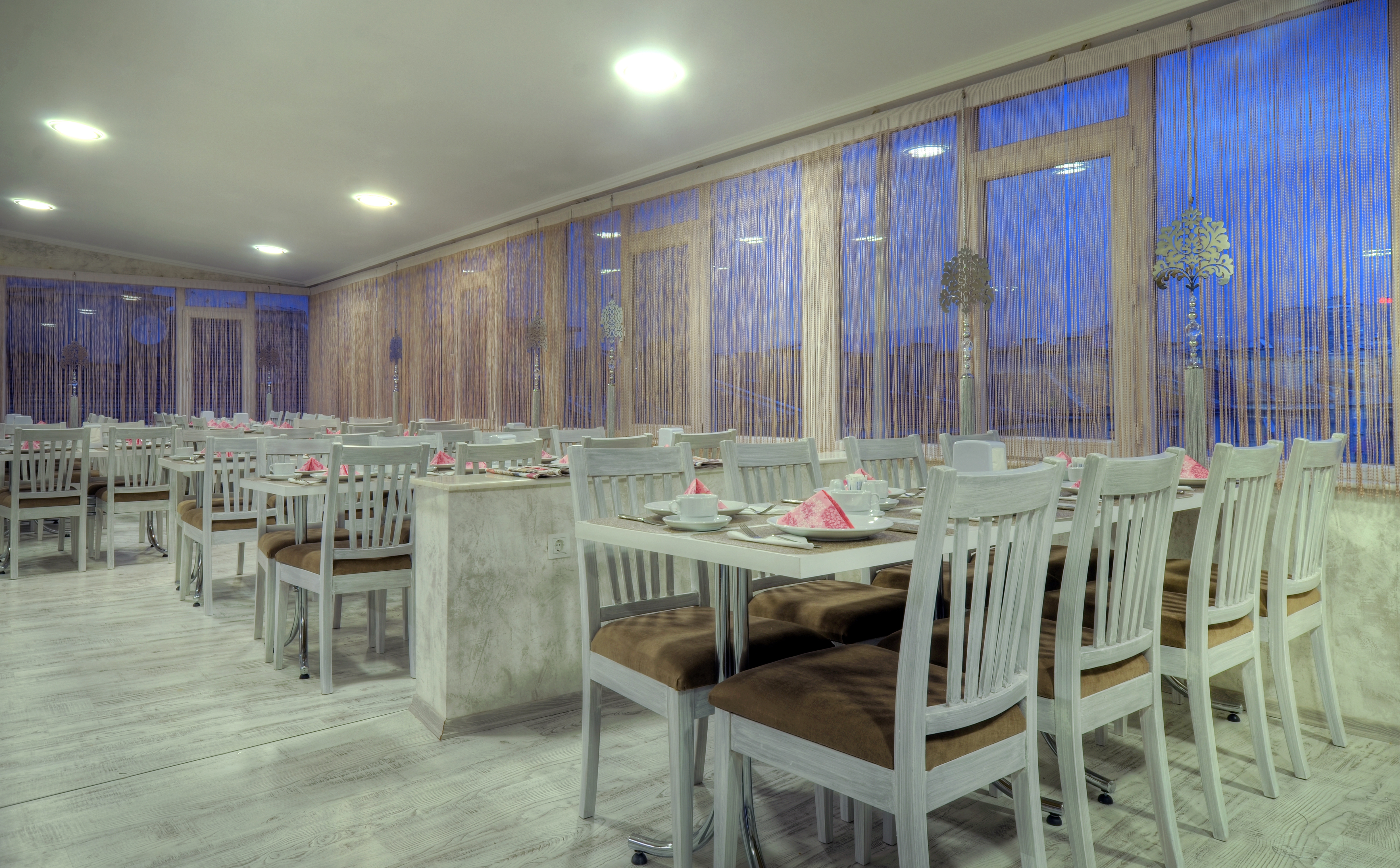 Abro Sezenler Hotel