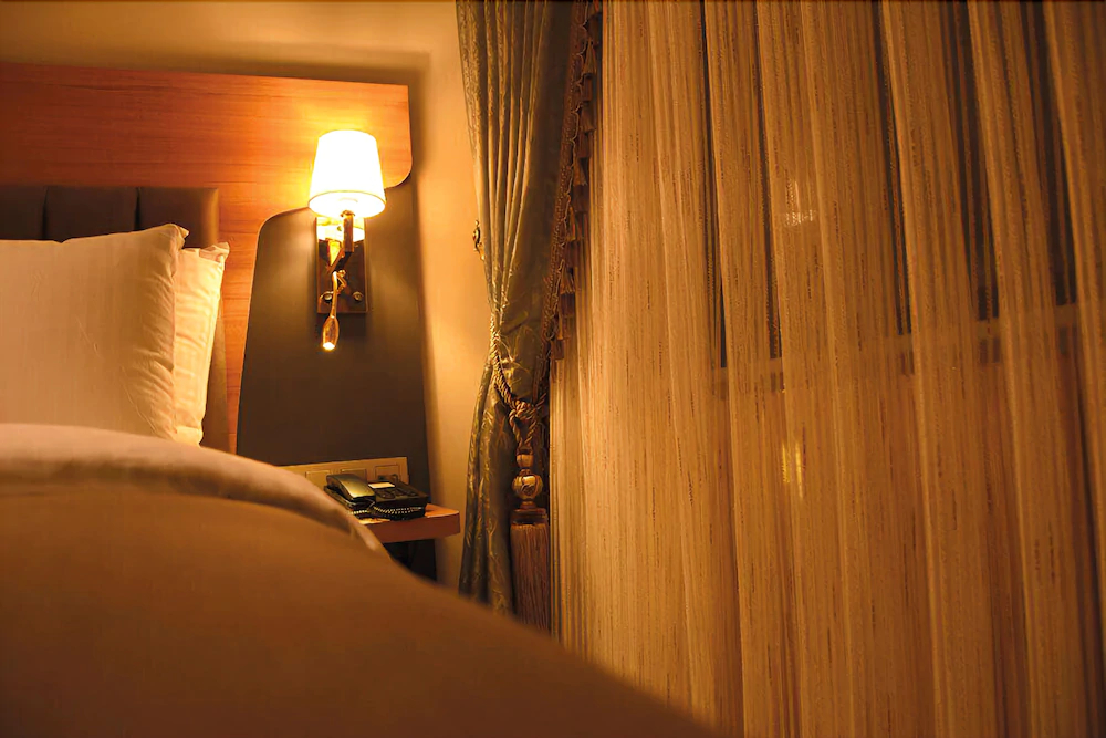 Ak Life Hotel & Suit