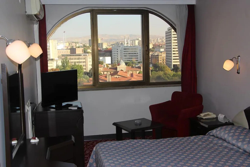 Akyuz Hotel
