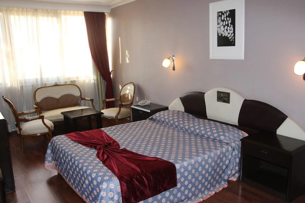 Akyuz Hotel