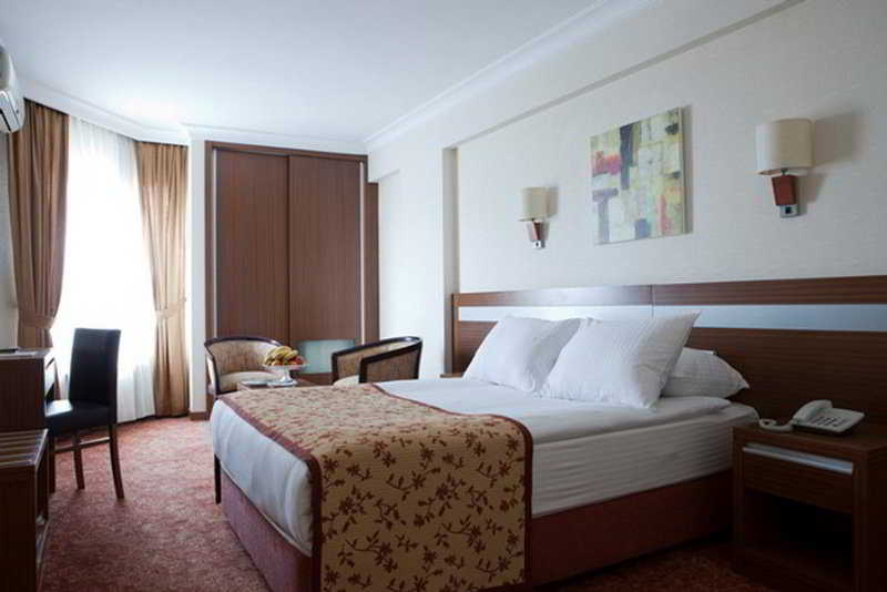 Atalay Hotel
