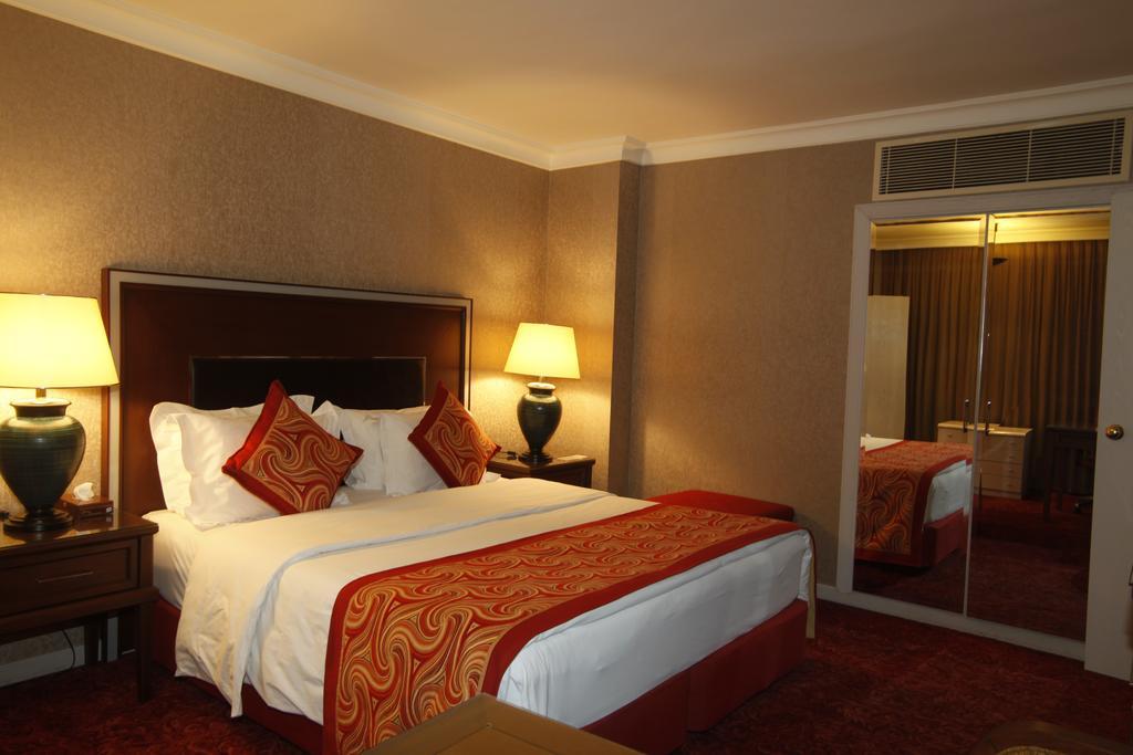 Büyükhanli Park Hotel & Residence