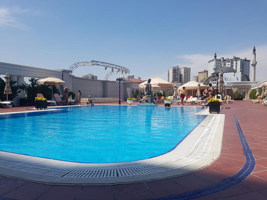 Büyükhanli Park Hotel & Residence