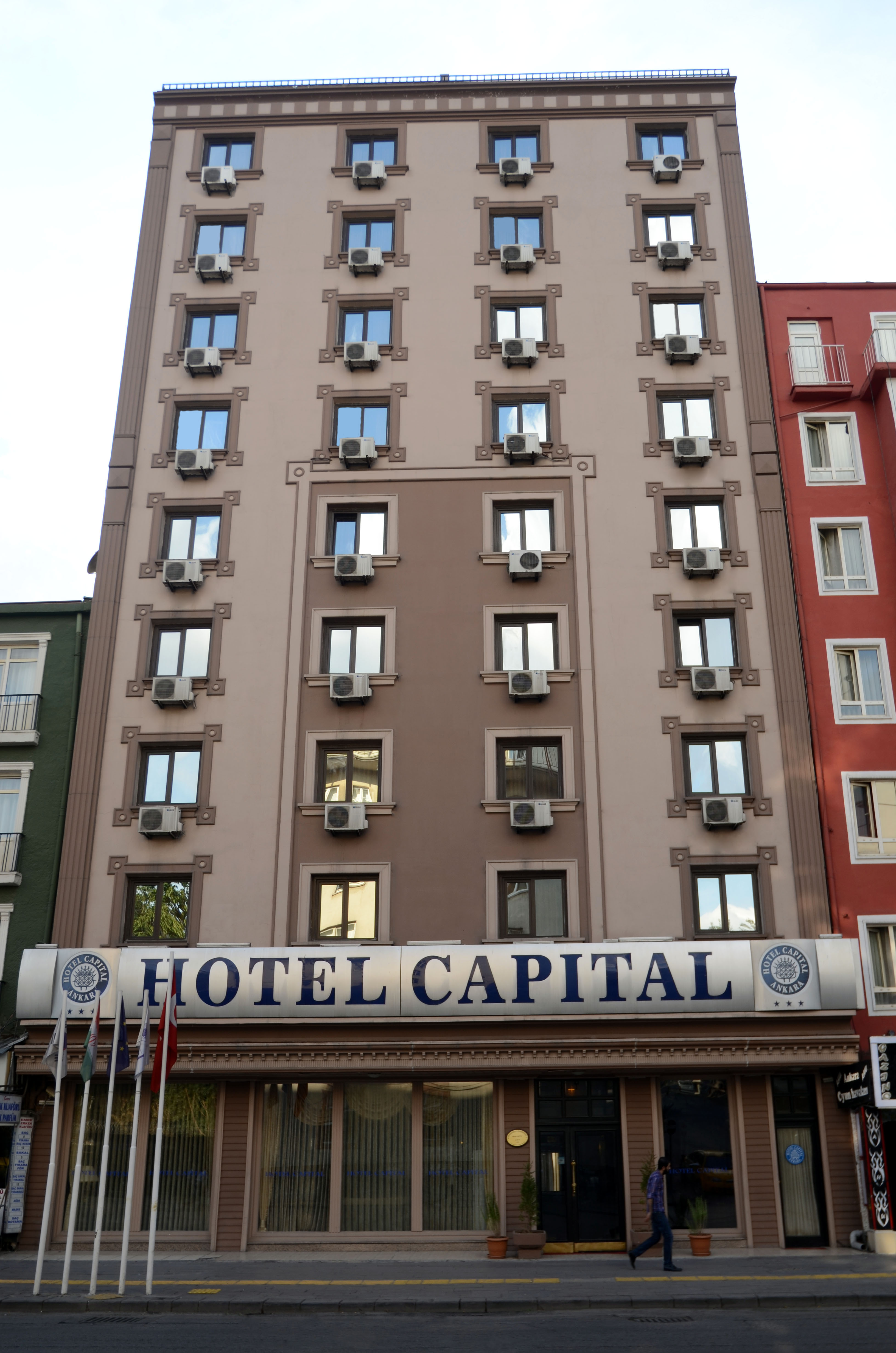 Hotel Capital