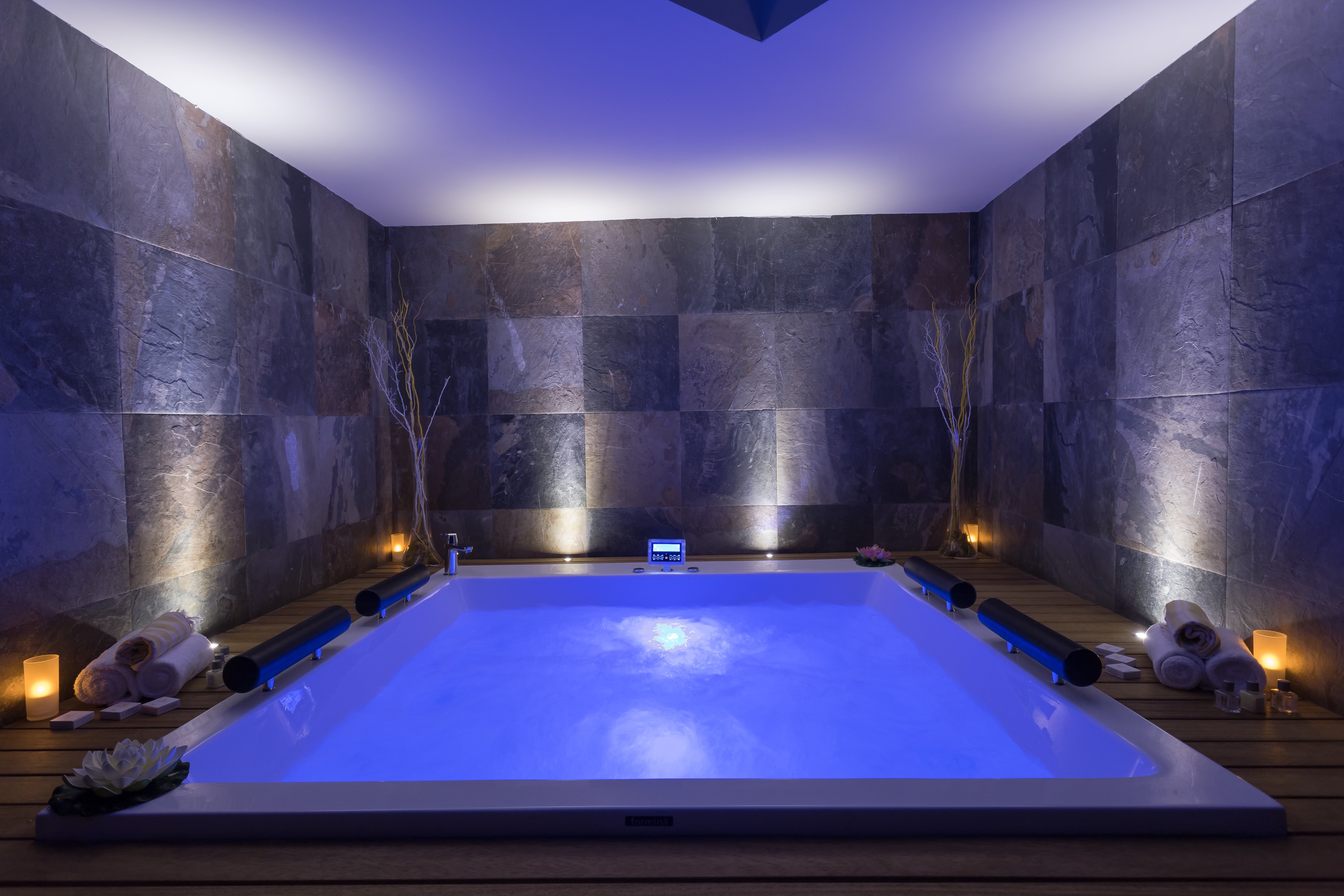Check Inn Hotel/Suite/Loft Ankara