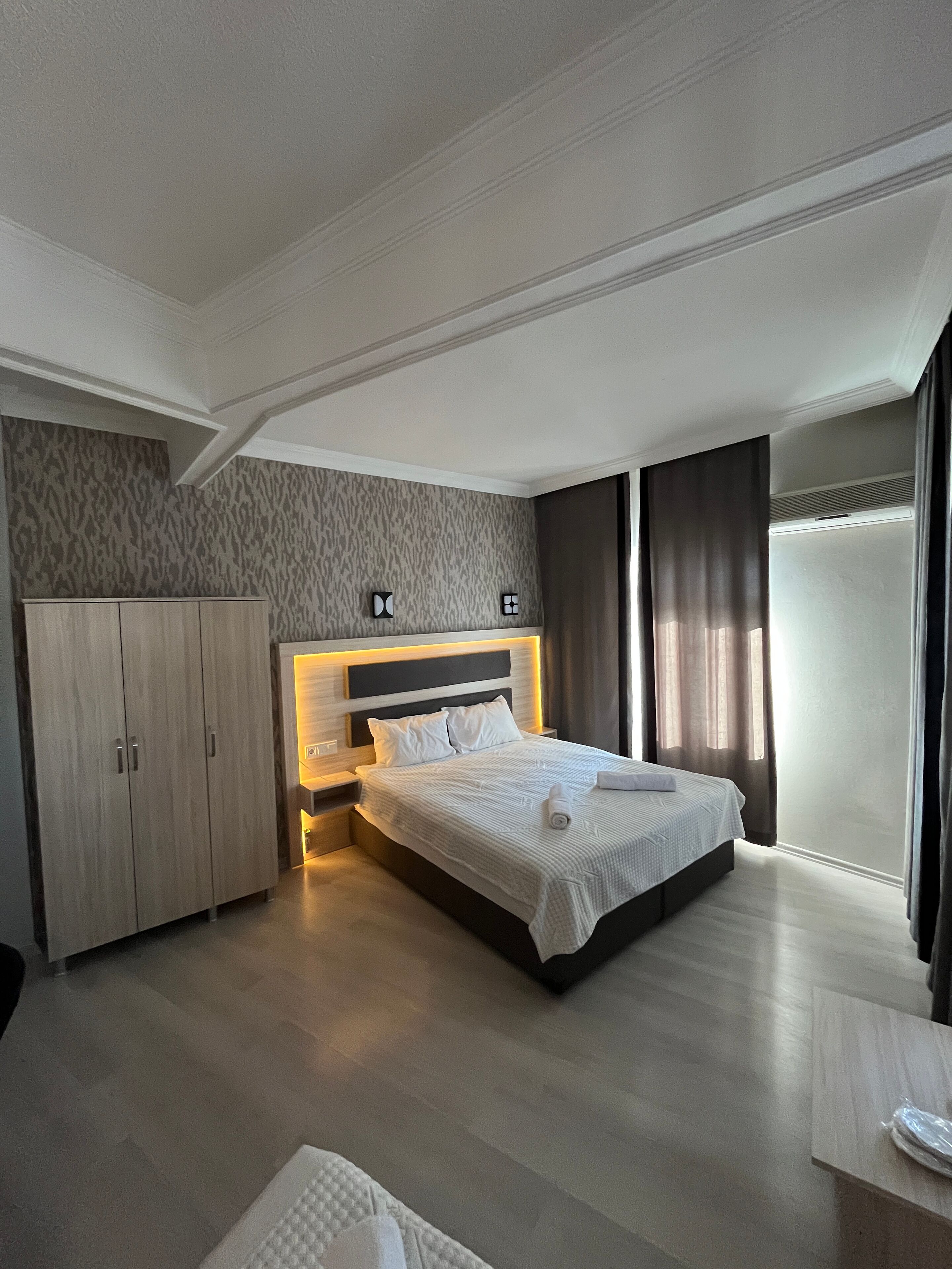 Cicek Hotel
