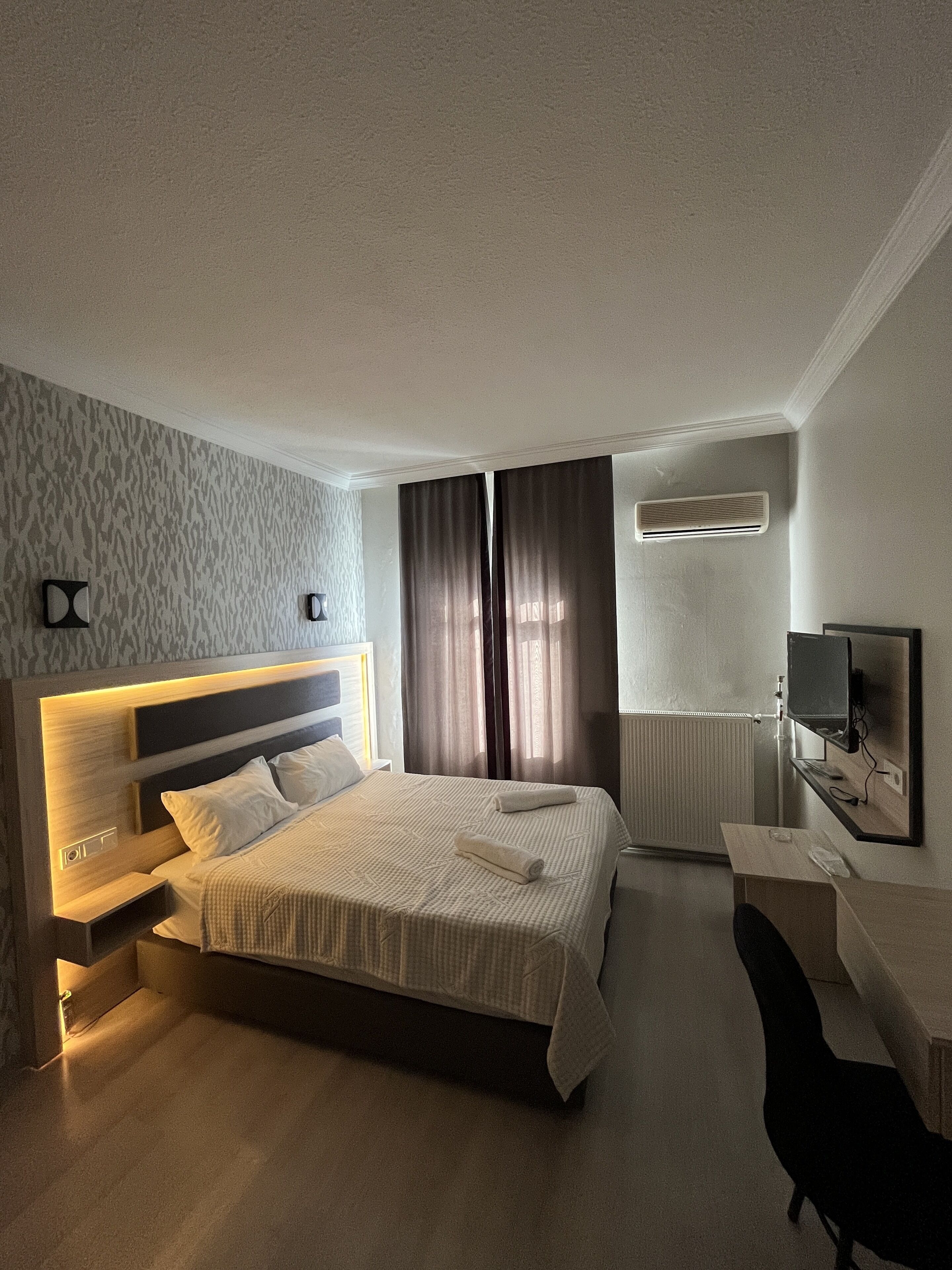 Cicek Hotel