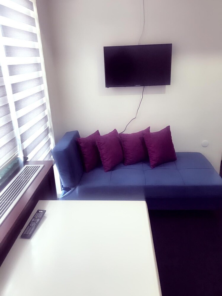 Colorful Otel