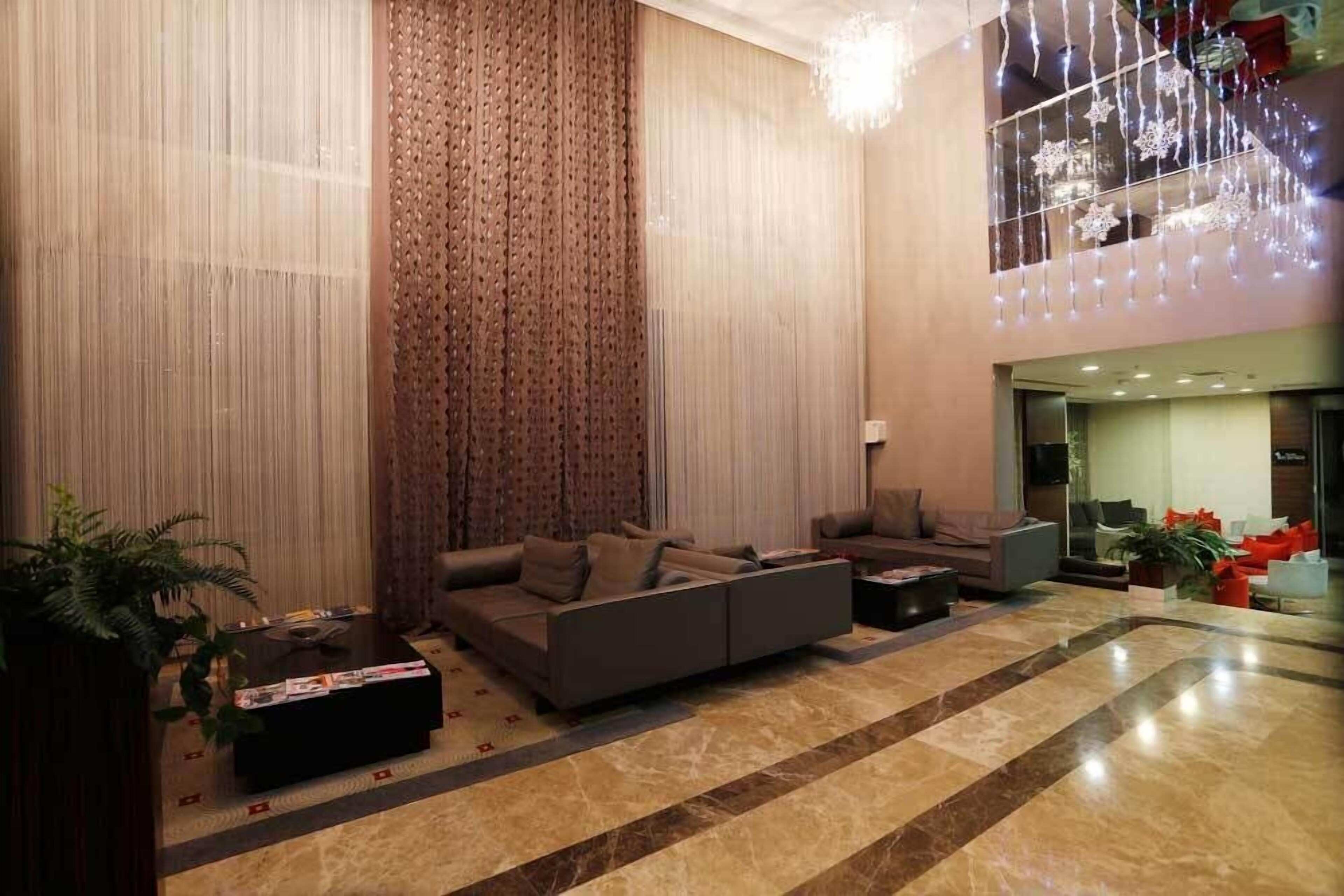 Demora Hotel