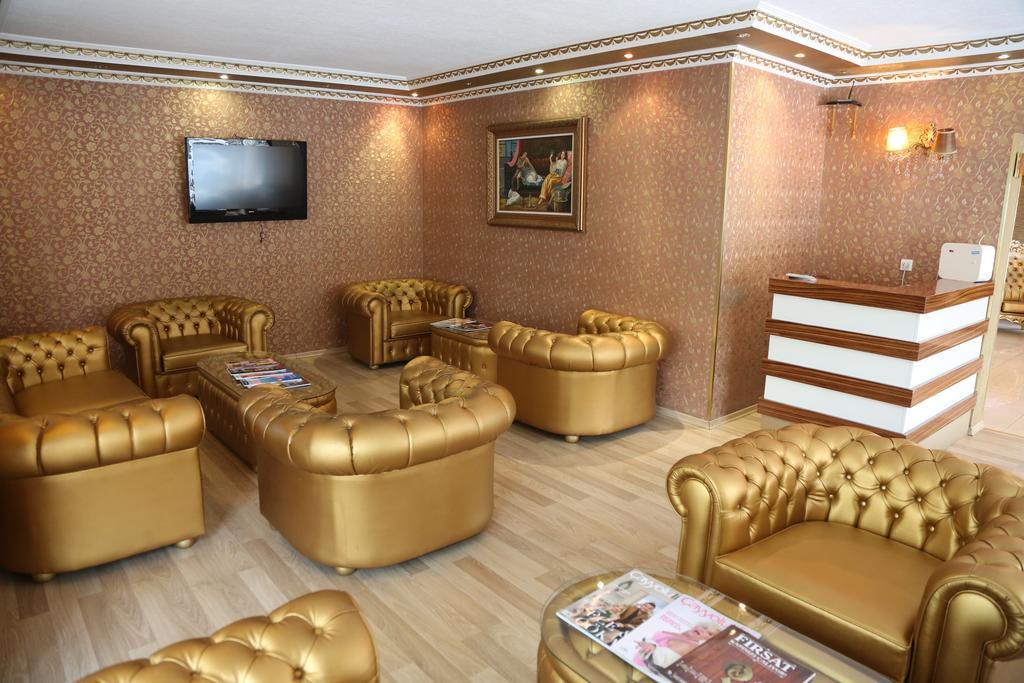 Golden Boutique
