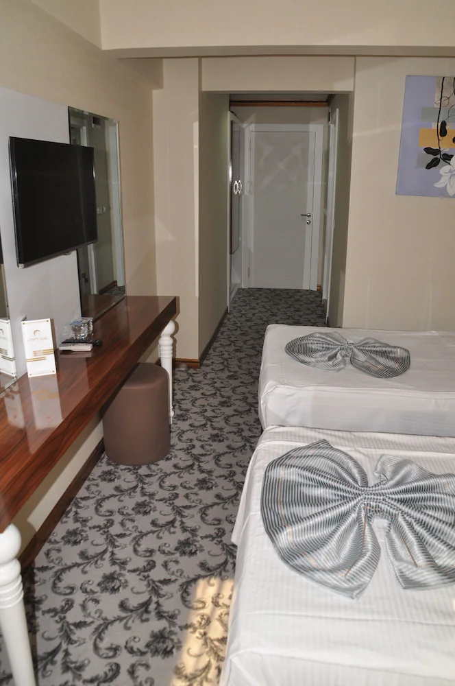 Grand Sera Hotel