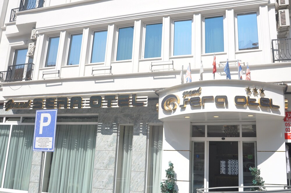 Grand Sera Hotel