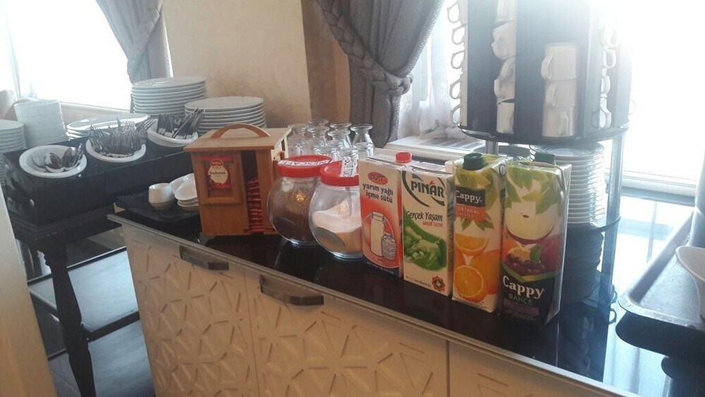 Grand Sera Hotel