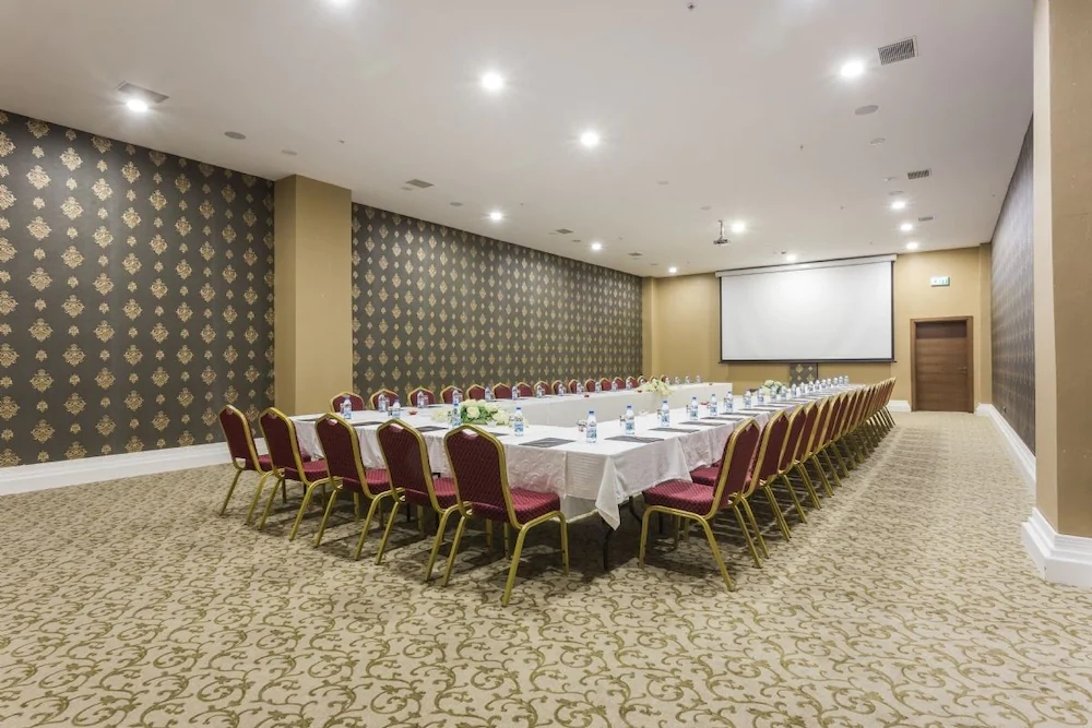 Grannos Thermal Hotel & Convention Center