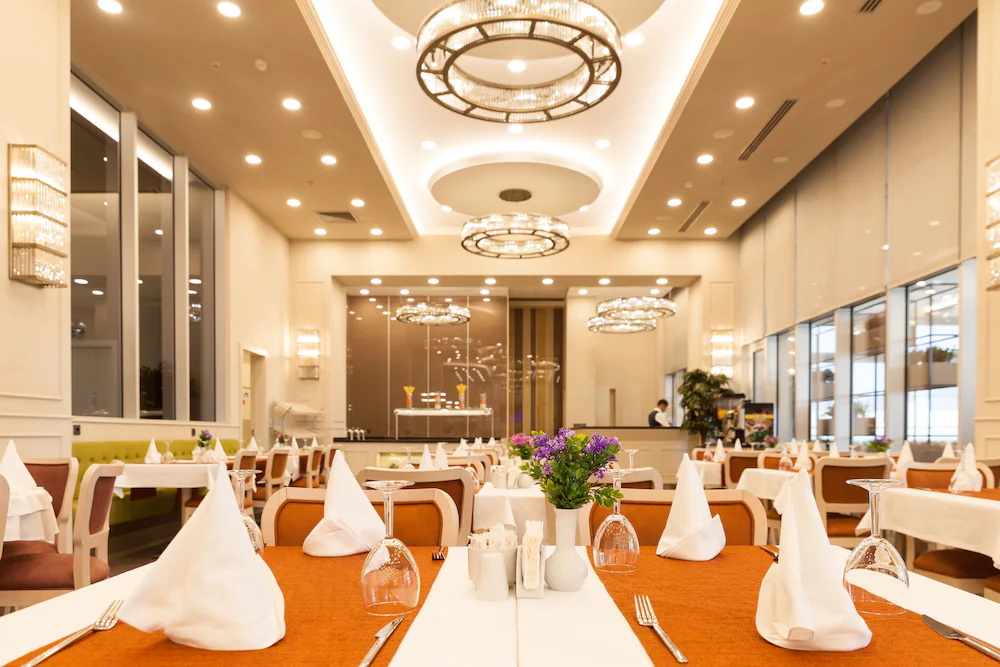 HM Commerce Hotel