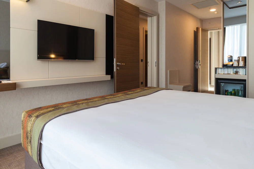 HM Commerce Hotel