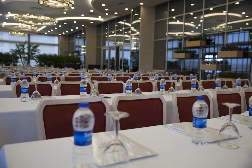 HM Commerce Hotel
