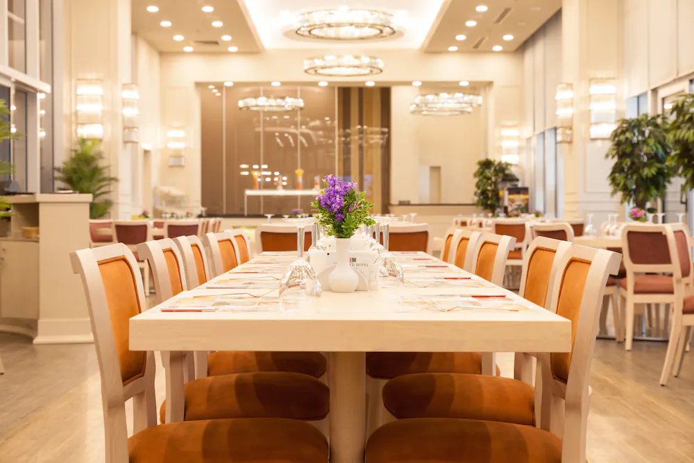 HM Commerce Hotel