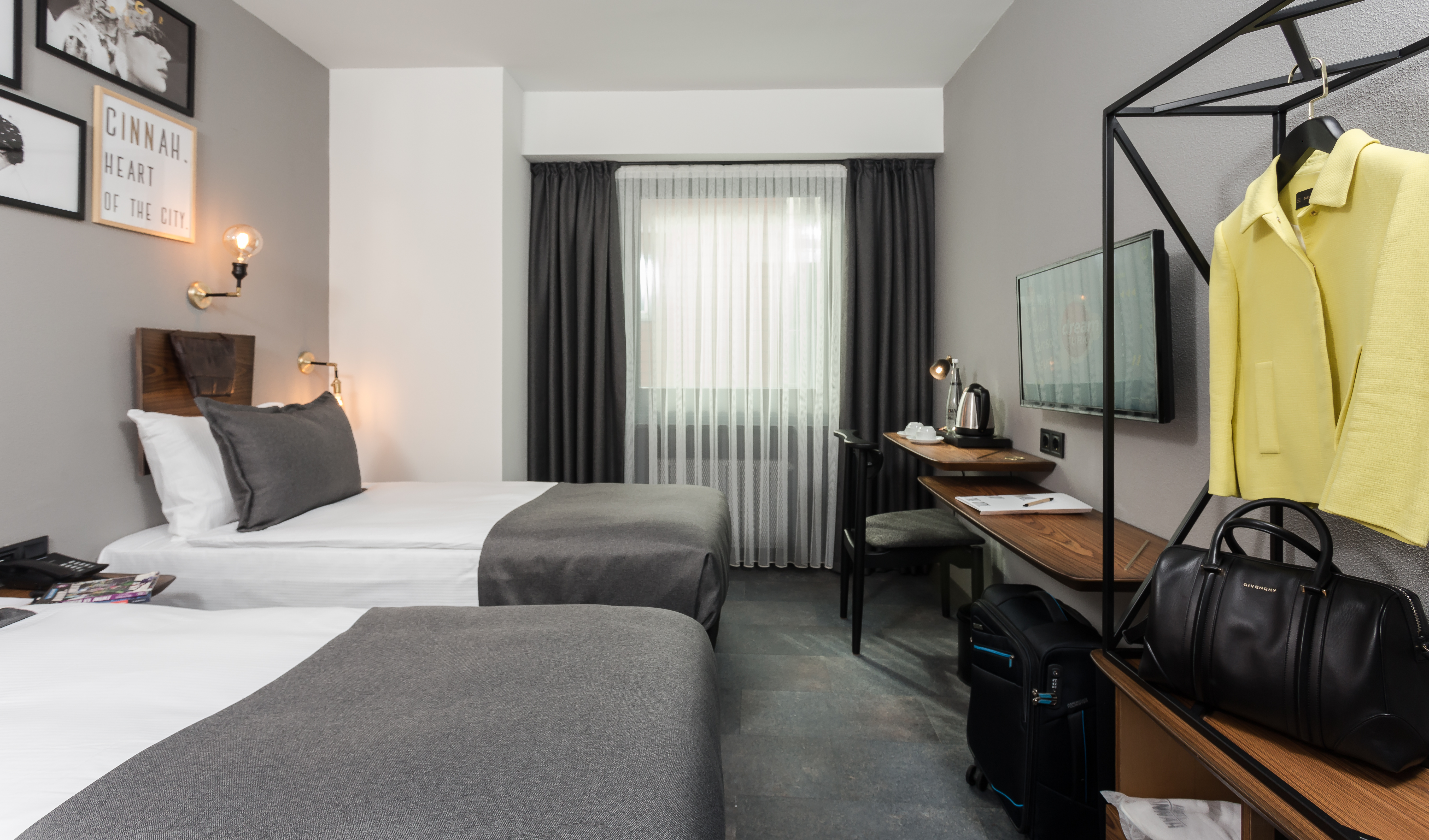 Hotel Cinnah