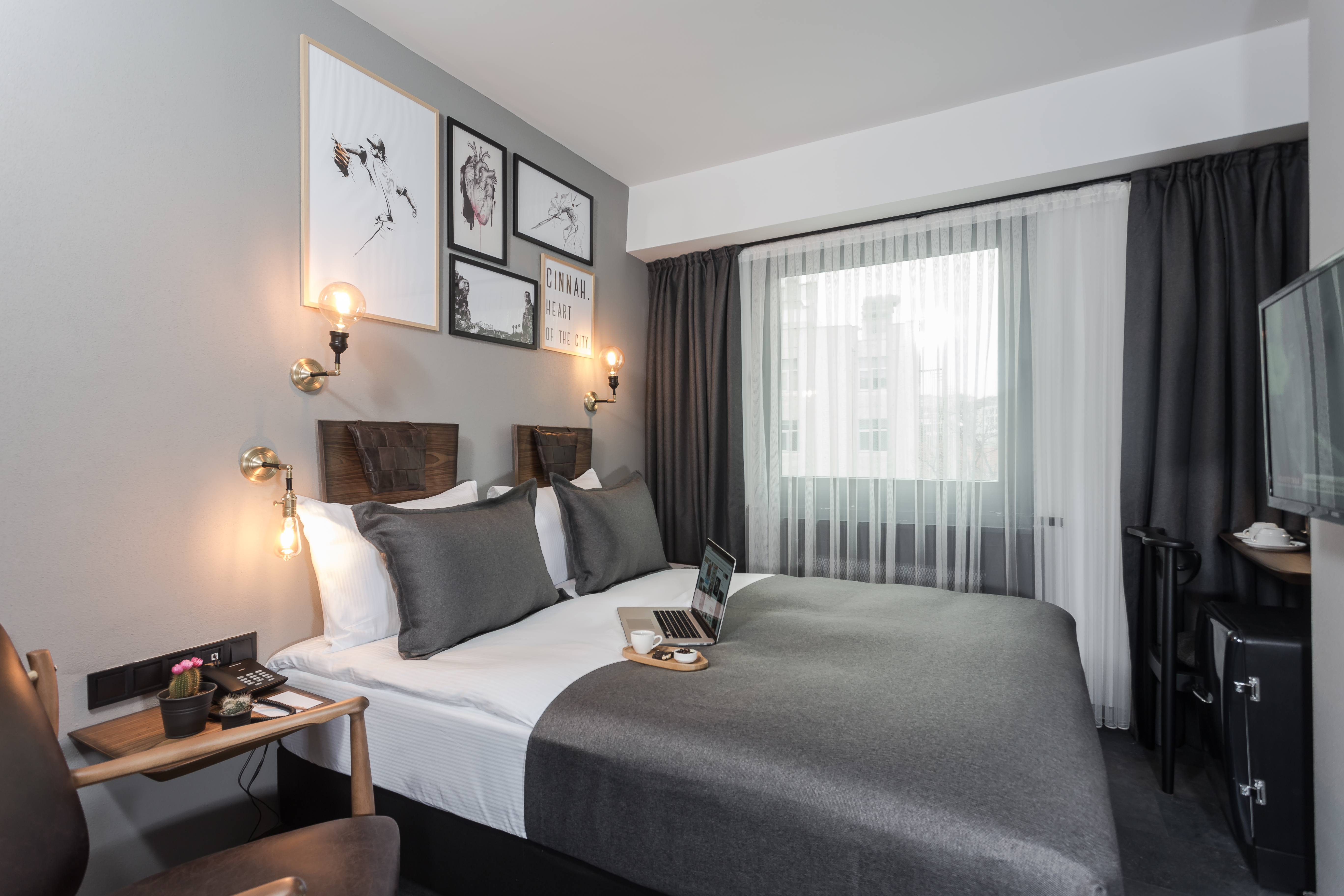 Hotel Cinnah