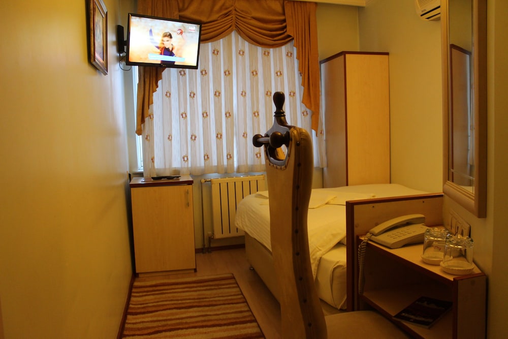 Ikbalhan Hotel