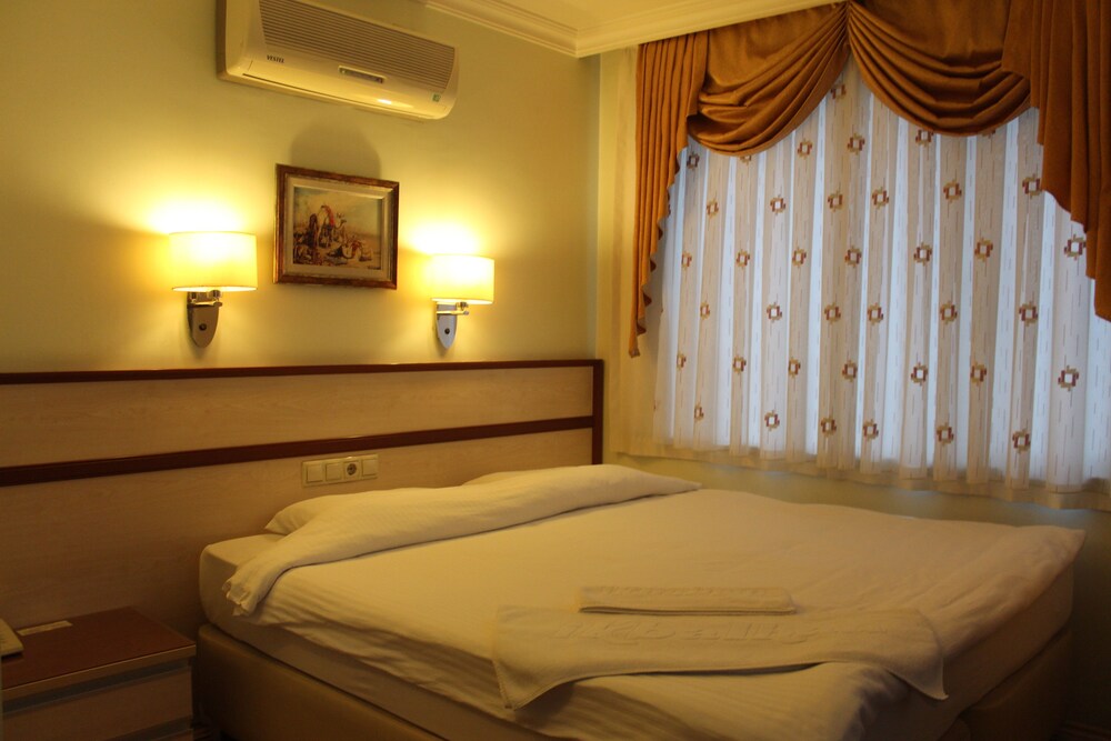 Ikbalhan Hotel