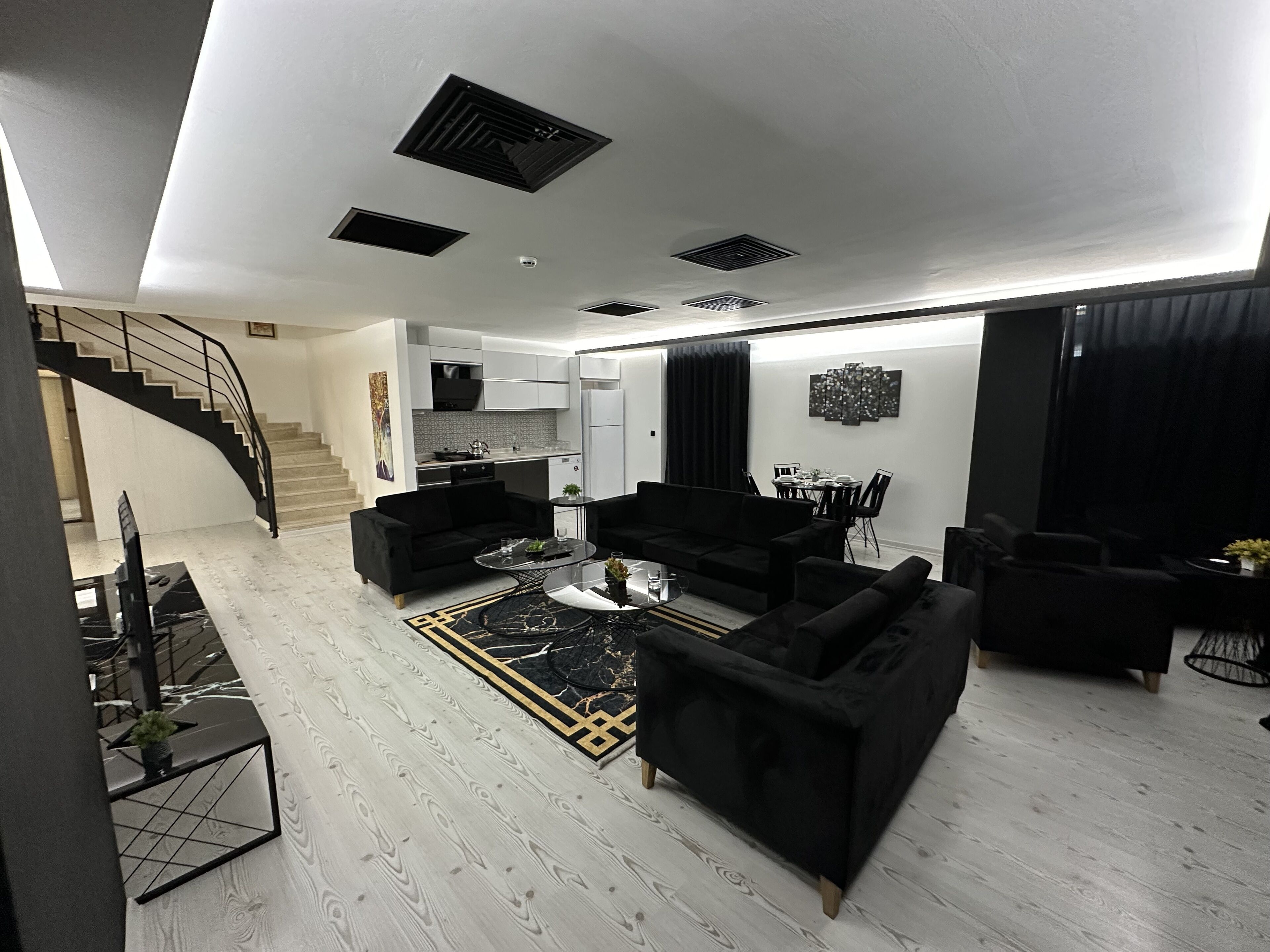 KT Suites