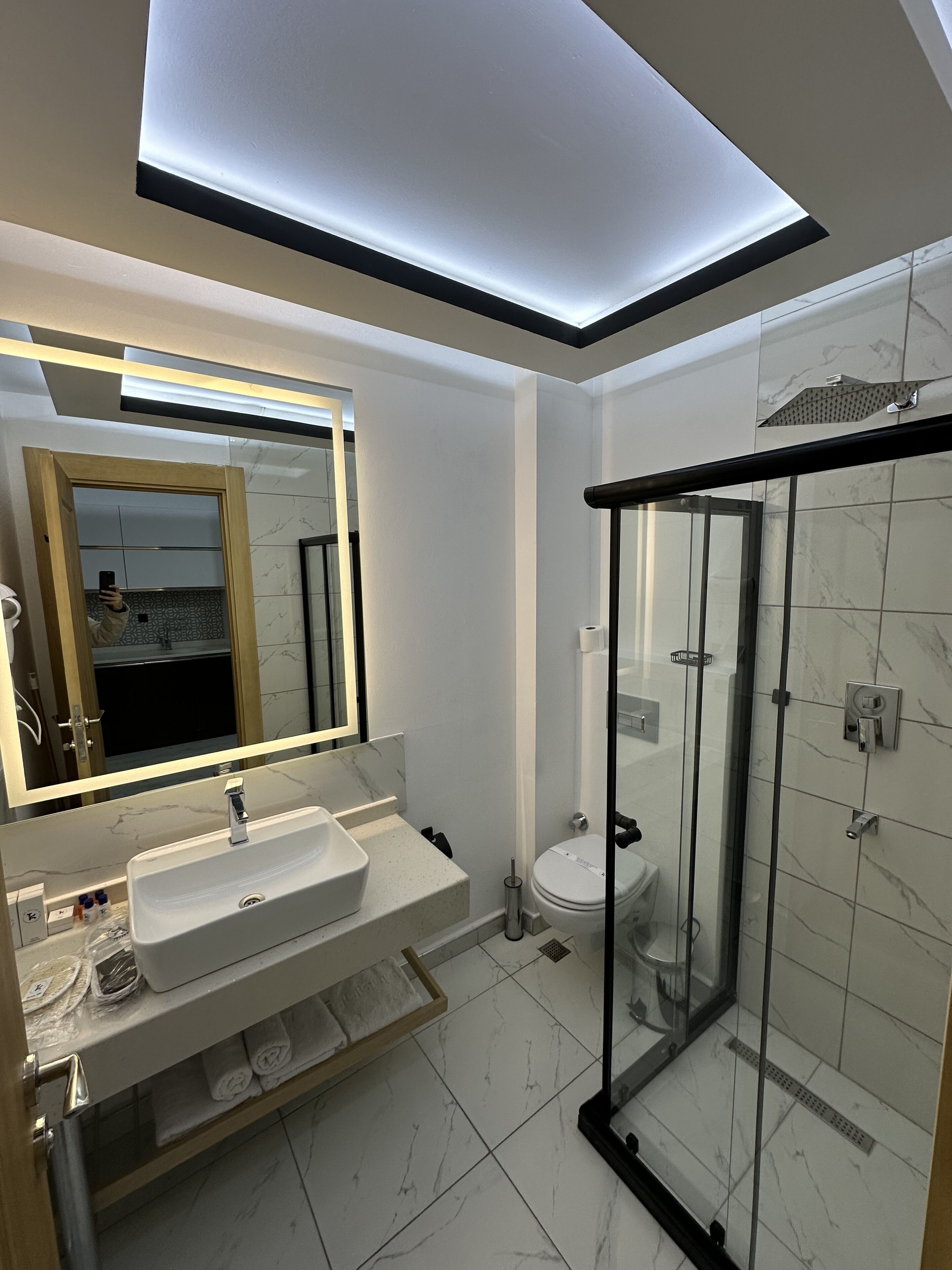 KT Suites