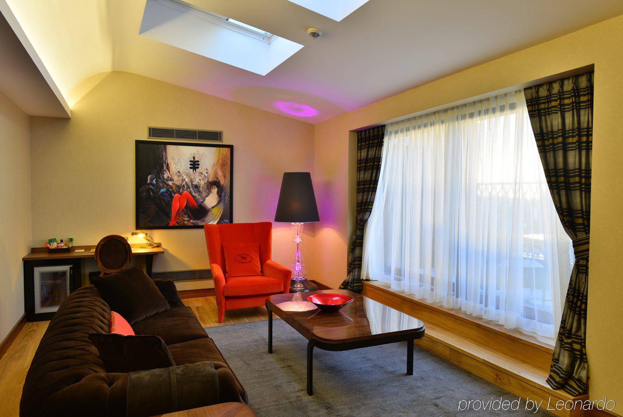 Warwick Ankara