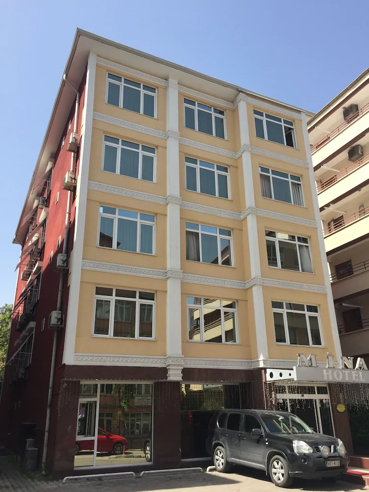 Mina 1 Otel