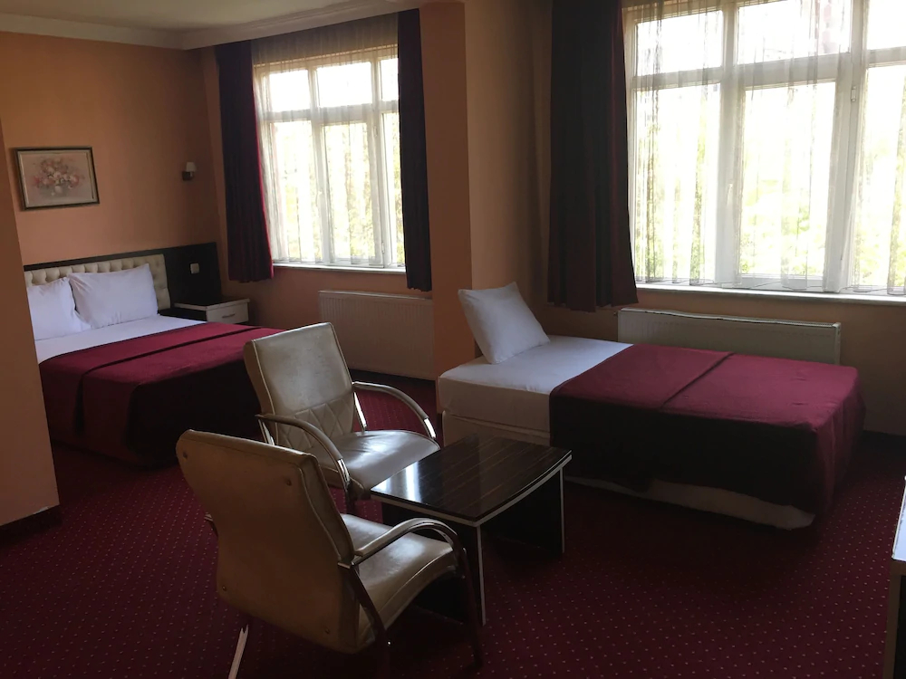 Mina 1 Otel
