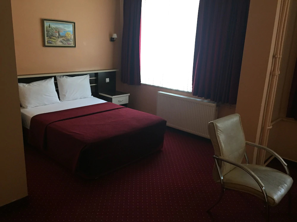 Mina 1 Otel