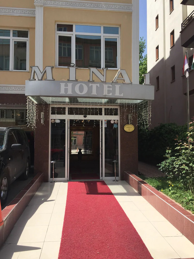 Mina 1 Otel