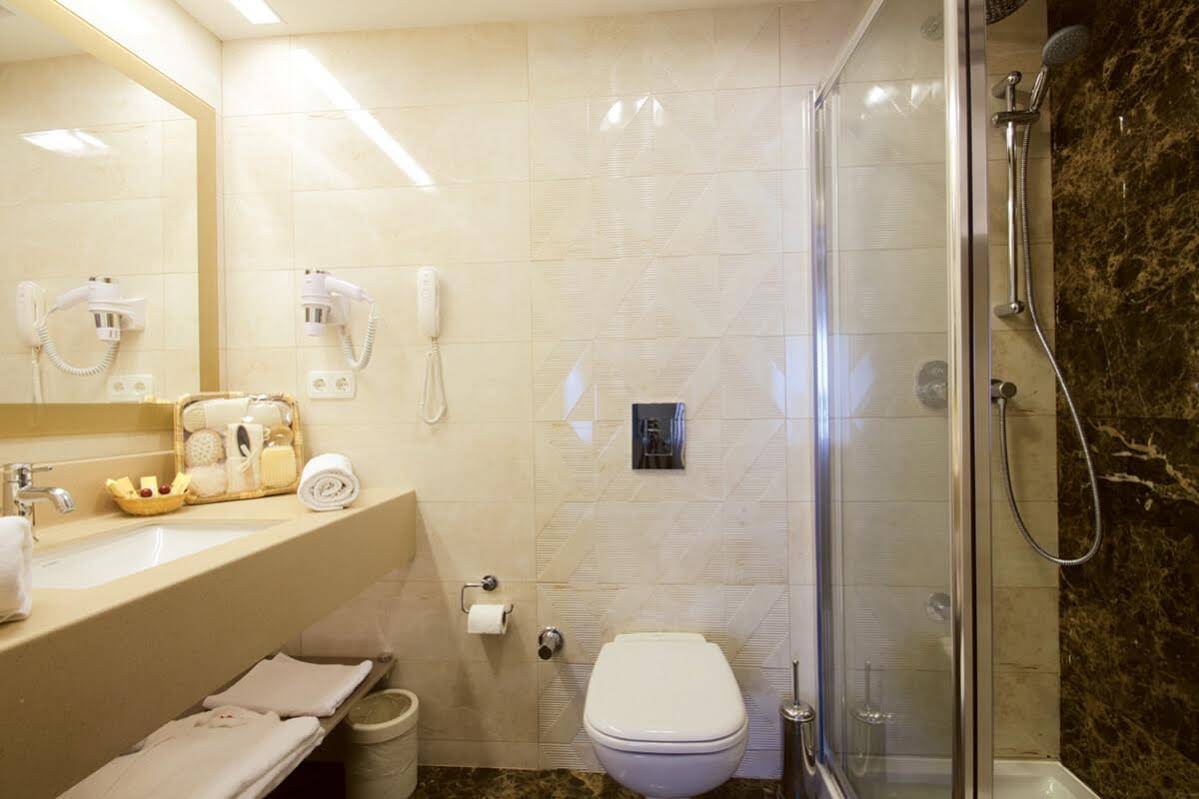 The Wings Hotels Neva Palas