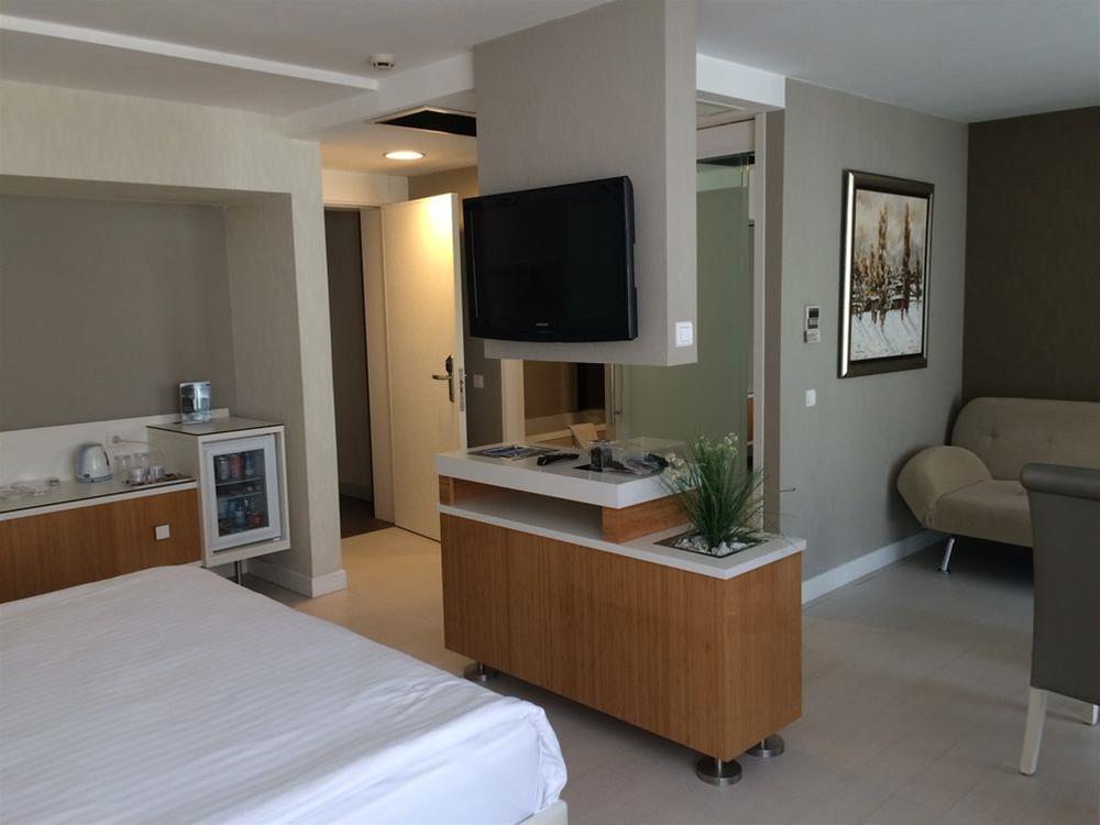 No 19 Boutique Hotel