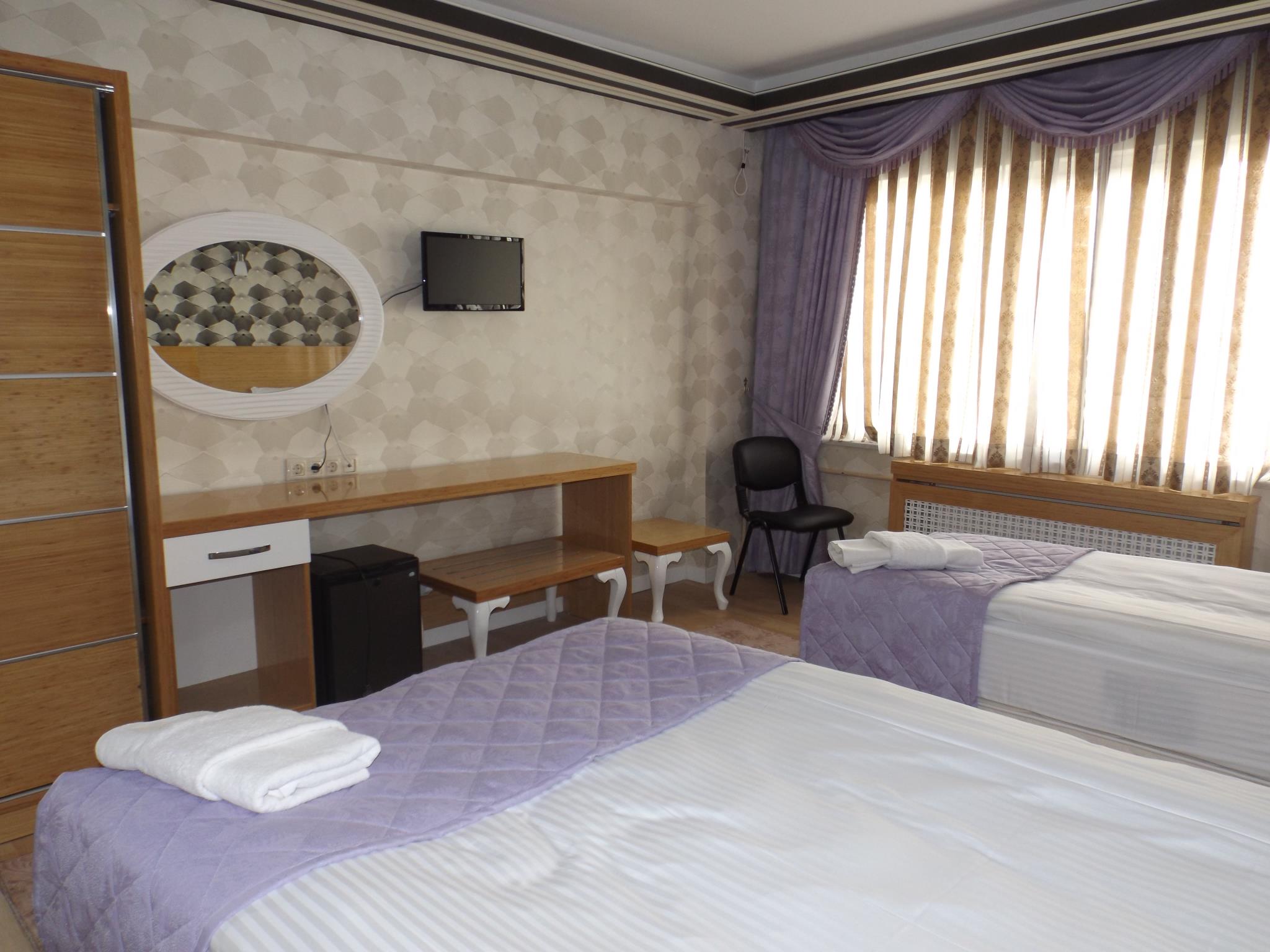 Peracity Hotel