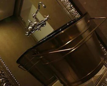 Samm - Boutique Class